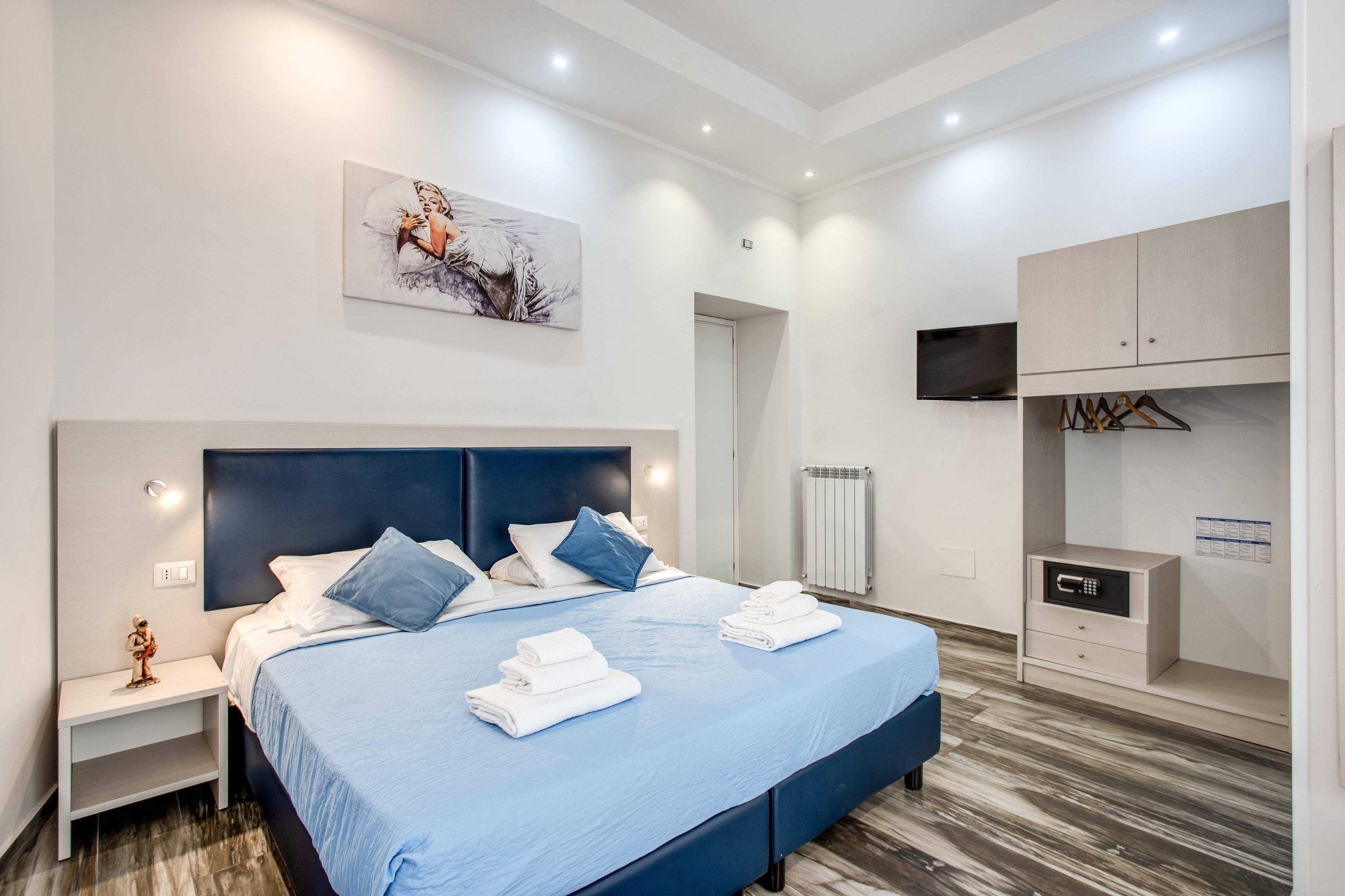 Napoli'S Gold Hotel ภายนอก รูปภาพ
