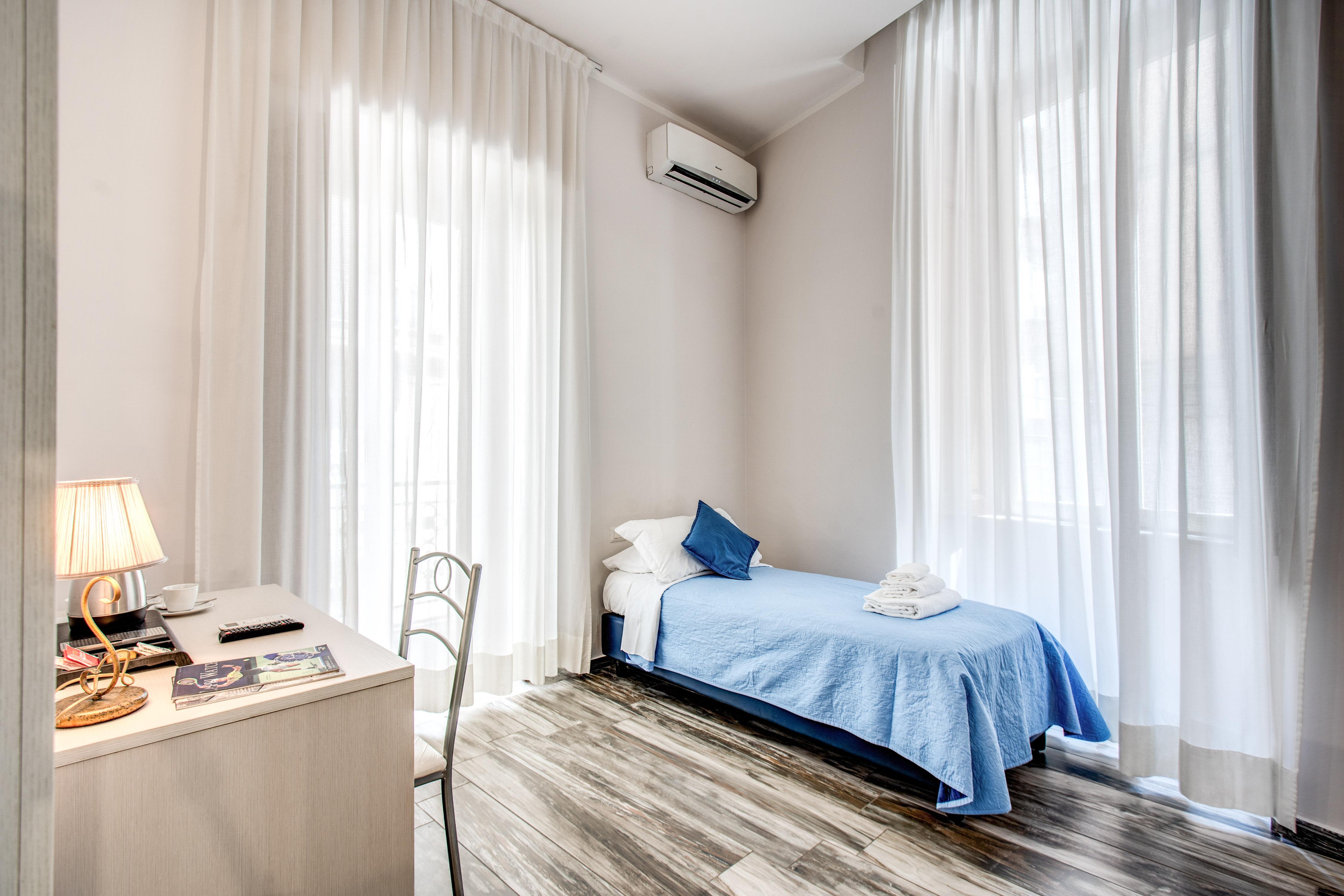 Napoli'S Gold Hotel ภายนอก รูปภาพ