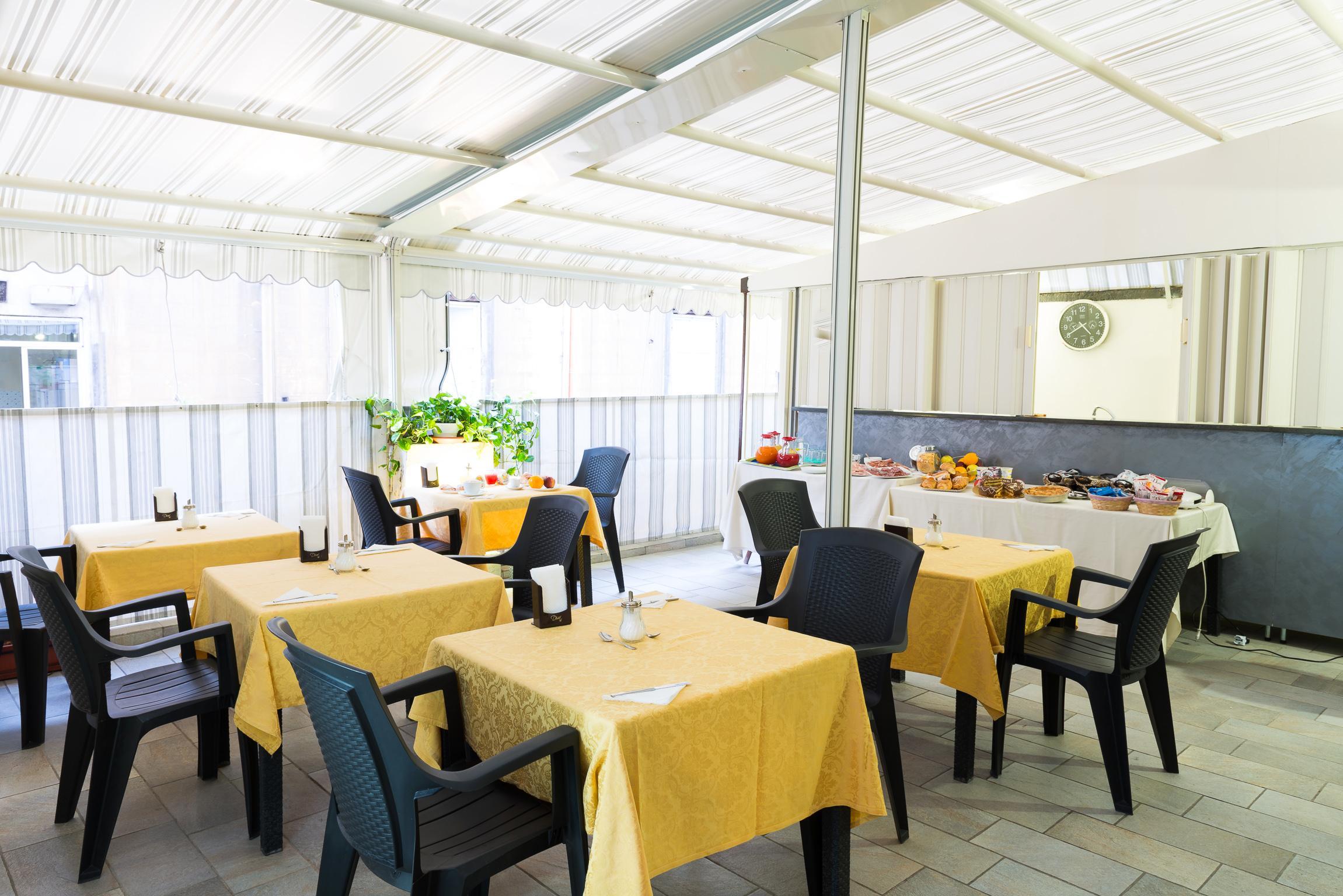 Napoli'S Gold Hotel ภายนอก รูปภาพ