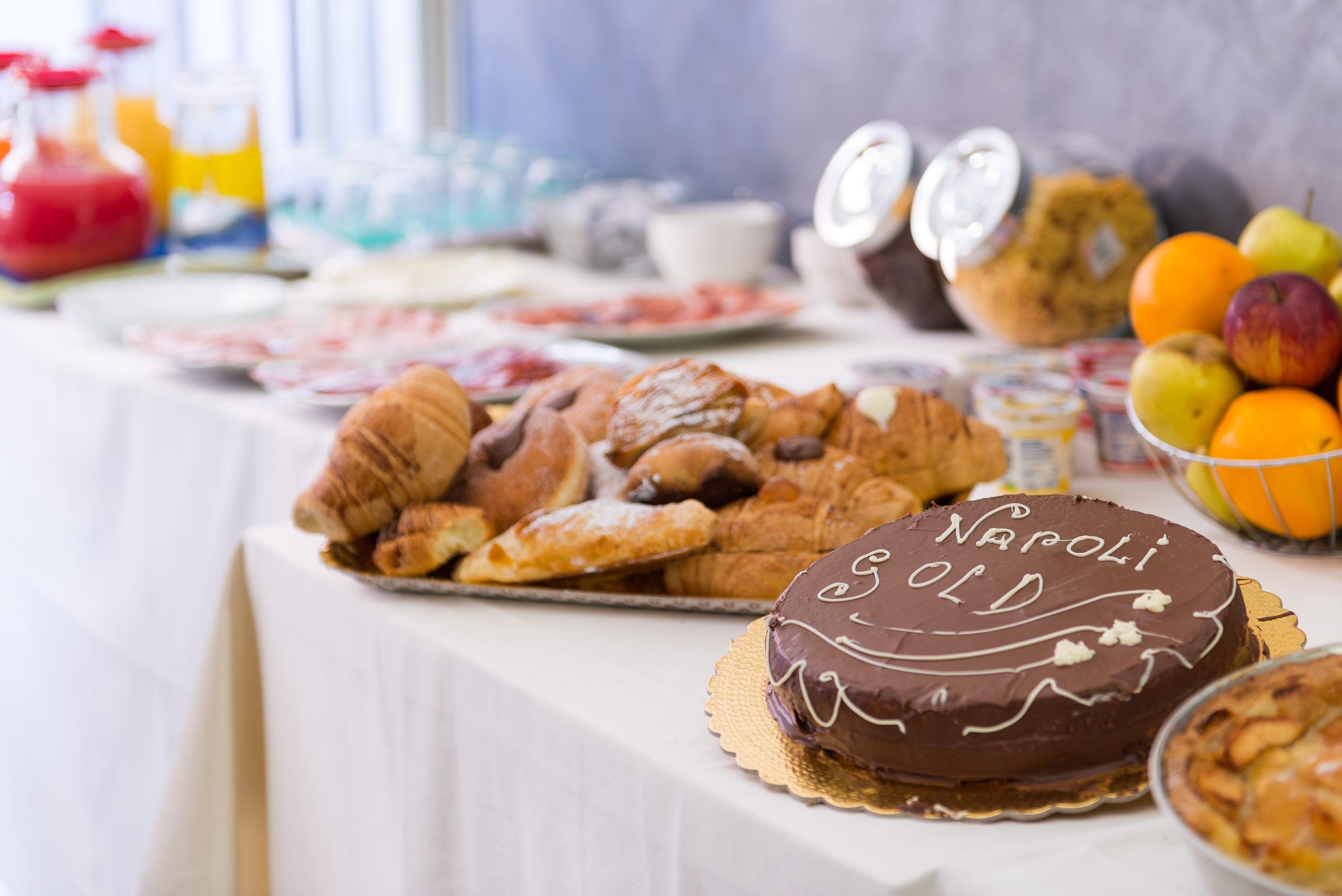 Napoli'S Gold Hotel ภายนอก รูปภาพ