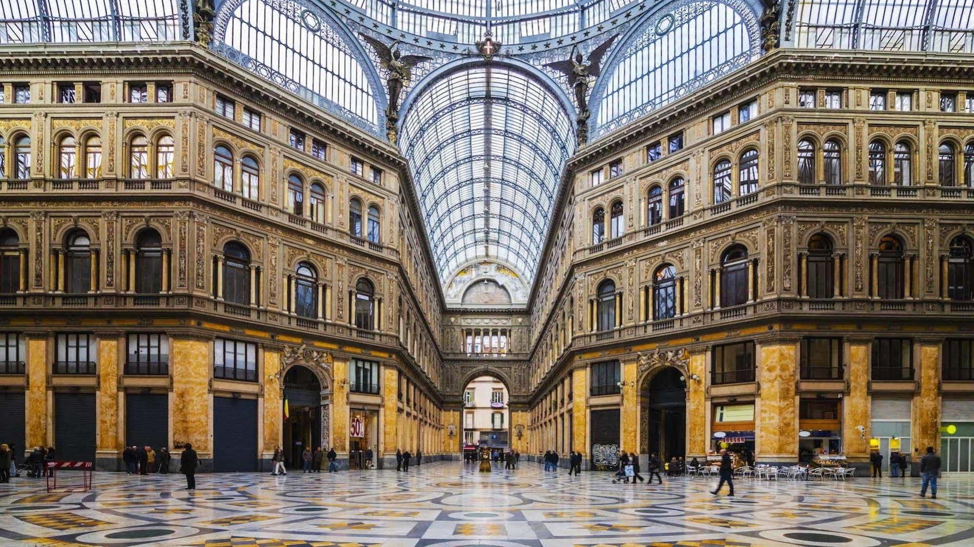 Napoli'S Gold Hotel ภายนอก รูปภาพ