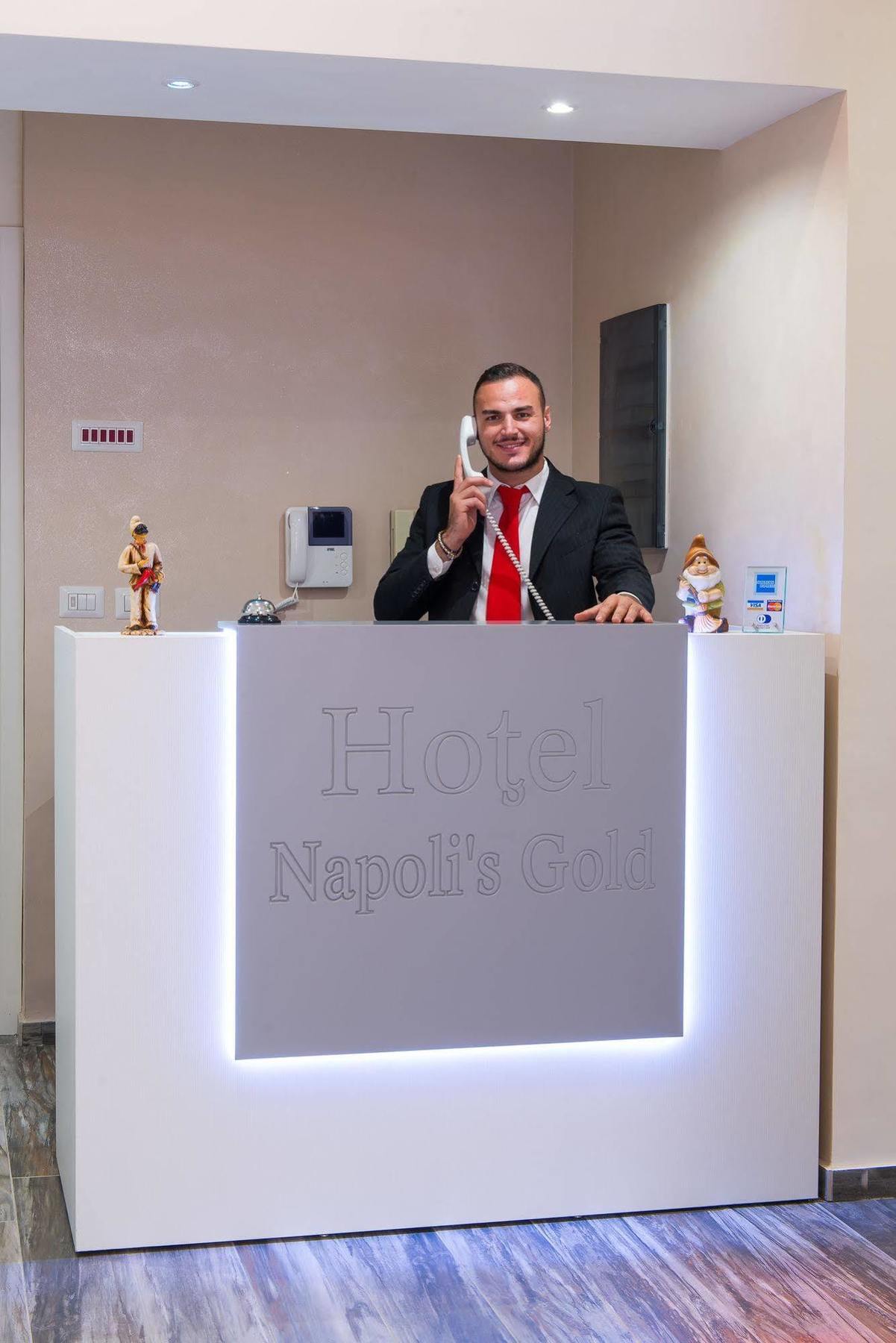Napoli'S Gold Hotel ภายนอก รูปภาพ